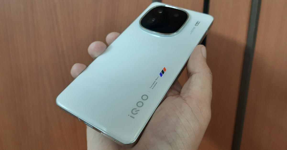 iQoo 12 pricing in India dropped by Rs 7,000 ahead of the iQoo 13 launch