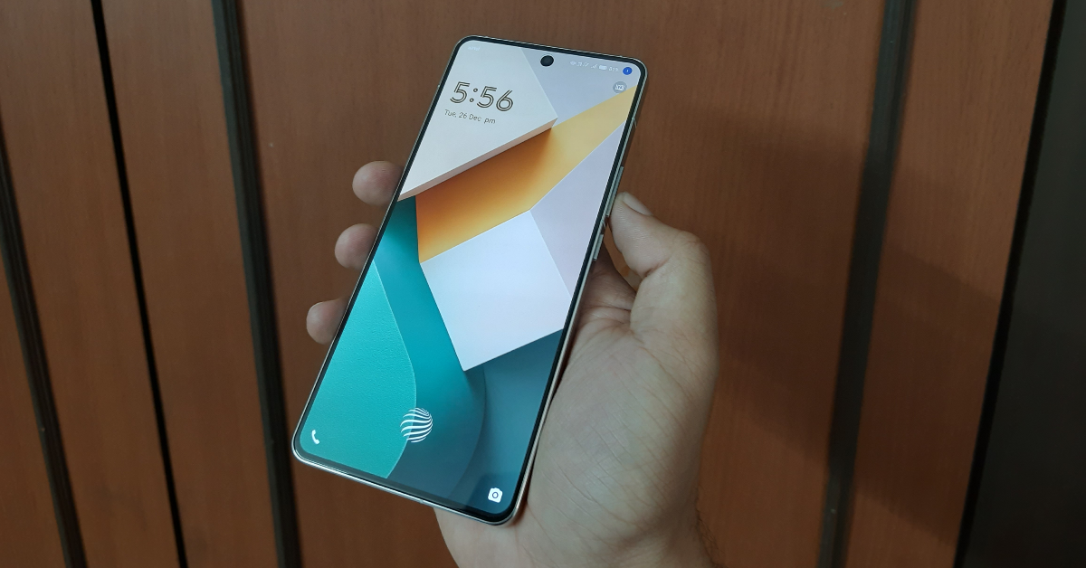 iQOO 12 review: Design and Display