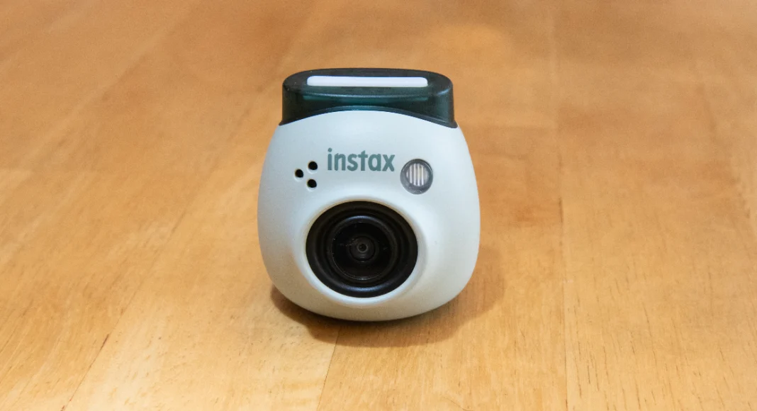 Fujifilm Instax Pal, palm sizes digital camera launched in India