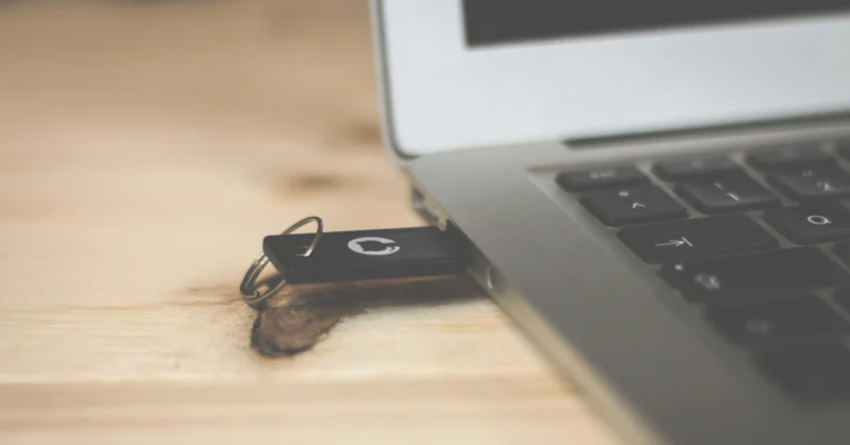 Top 4 Ways to Format a USB Drive to FAT32 on Windows 10 and 11 (2024)