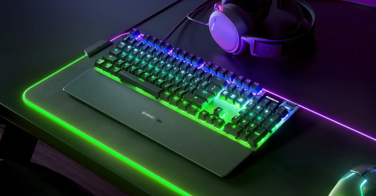 SteelSeries Apex 7 Top 7 Mechanical Keyboards under $200 in the USA