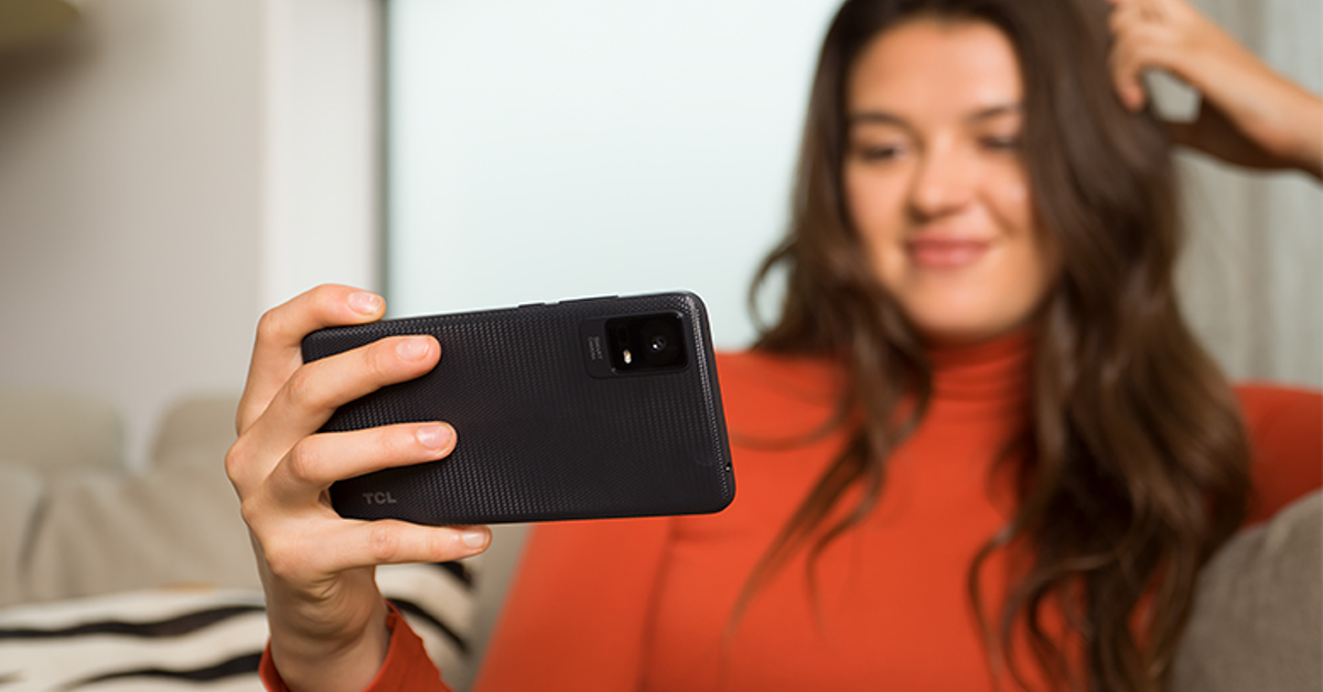 TCL ION V Top 10 smartphones under $250 in USA