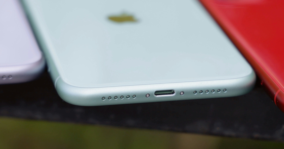 Clean the charging port iPhone charging port not working? Try these 12 fixes (2024)