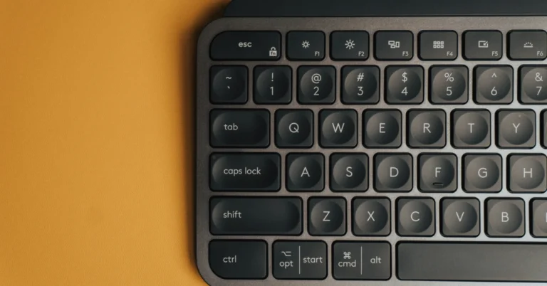 7 Things to Consider When Buying a Keyboard