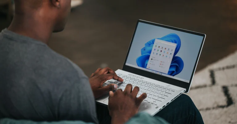 How to bring back the Show Desktop Button in Windows 11? (2024)