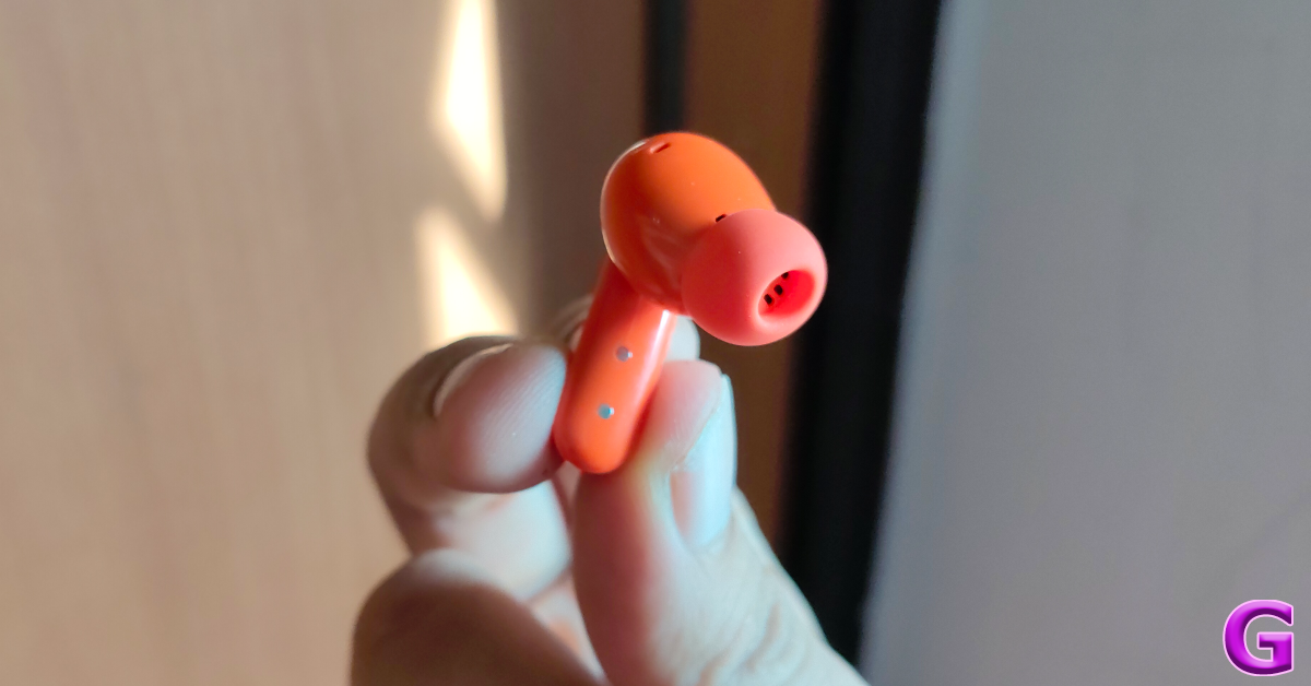 CMF Buds Review: Design