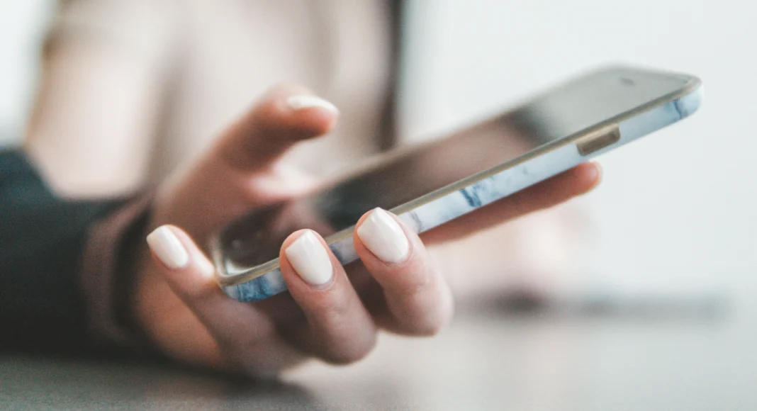 Top 3 Ways to Mute Calls From One Person on Android and iOS (2024)
