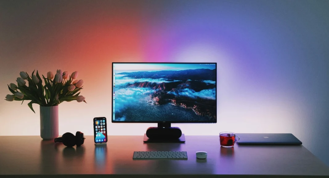 how to fix vertical lines on computer screen