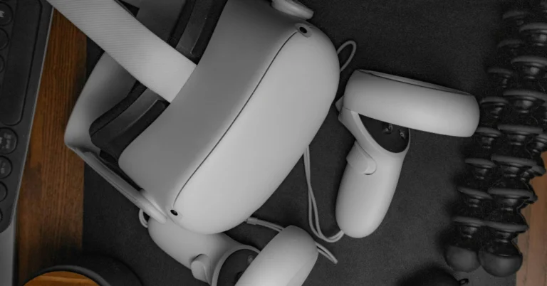Top 5 Things to Know Before Buying a VR Headset