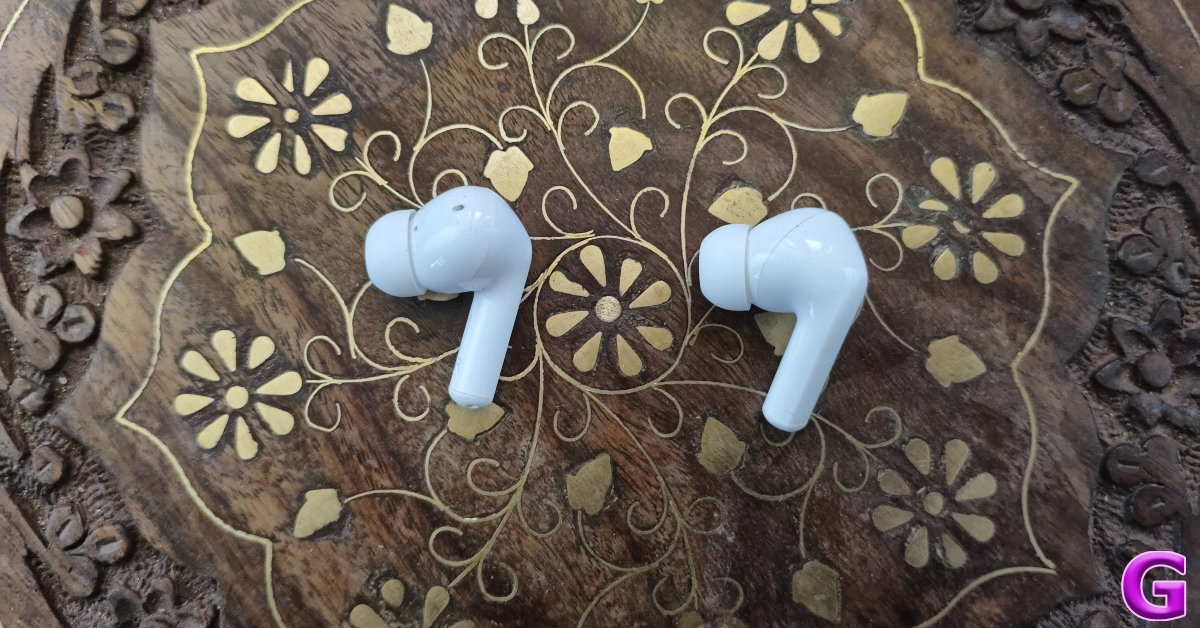 Redmi Buds 5A Review: Design