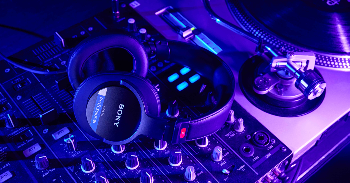 Sony MDR-M1 Reference Closed Monitor Headphones Debuts In India