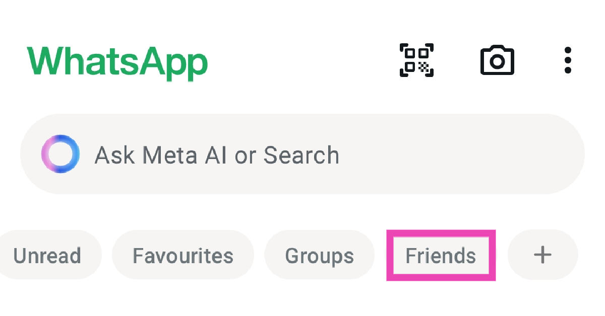 Step 1: Launch theWhatsApp Messenger on your phone and switch to the Chats tab.
