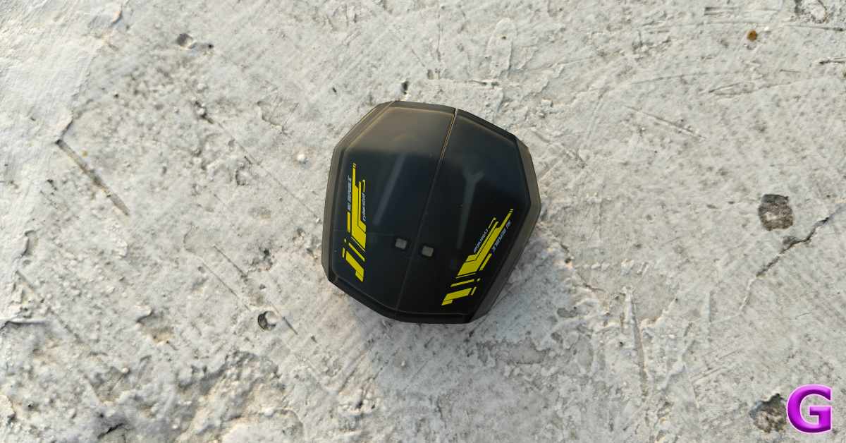 Nu Republic Cyberstud X4 Firefly TWS Review: Design