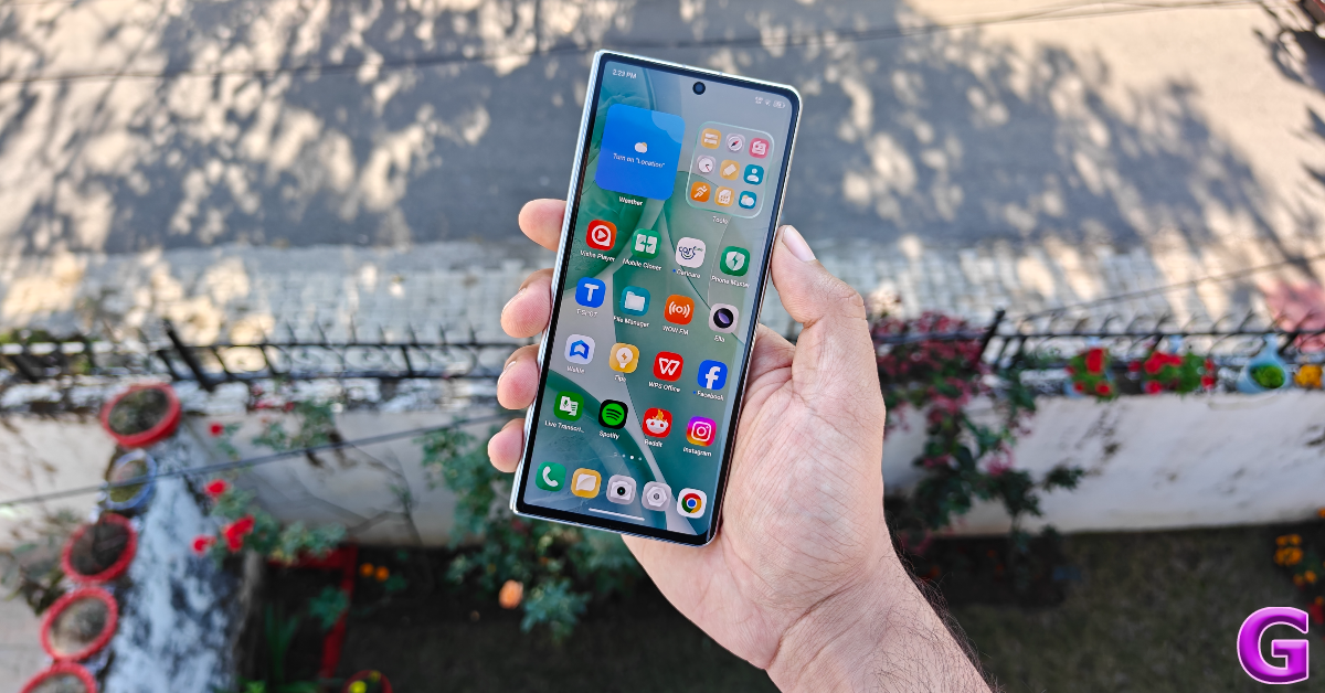 Tecno Phantom V Fold2 Review: Design and Displays