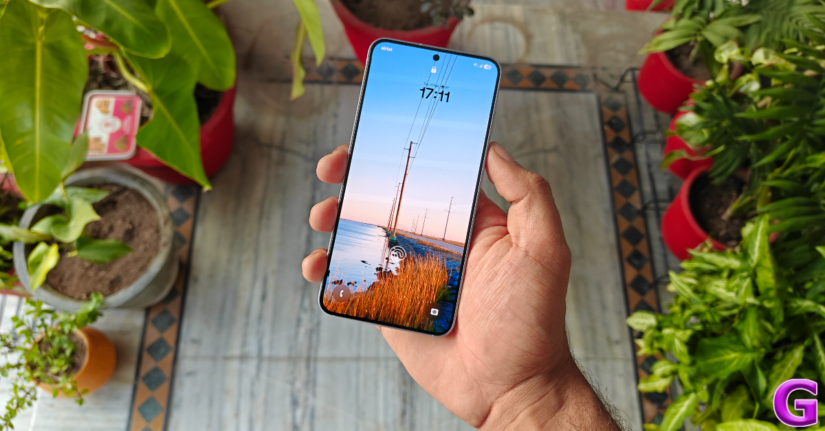 Samsung Galaxy S25 Review: Design and Display