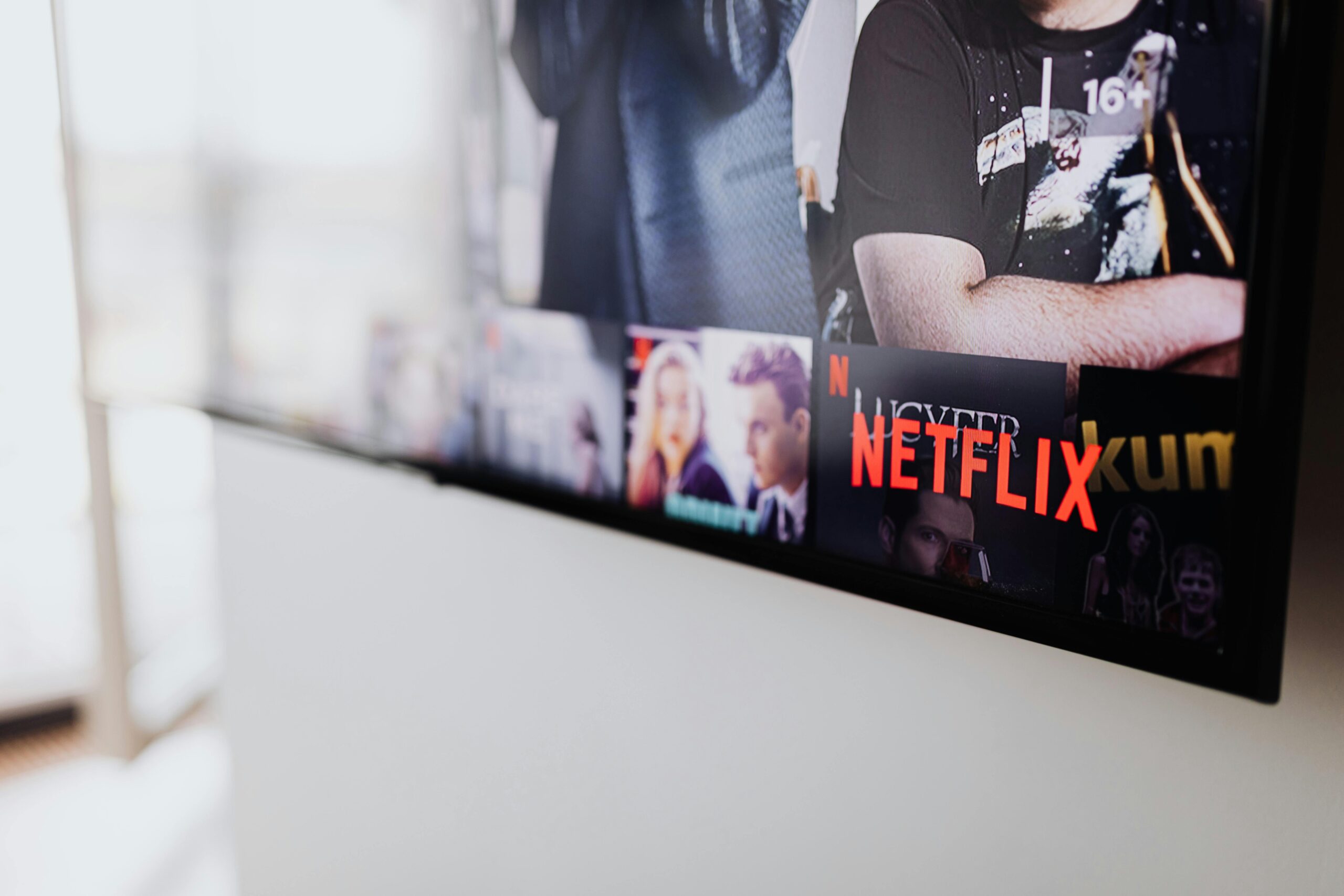 HDR10+ streaming is now available on Netflix