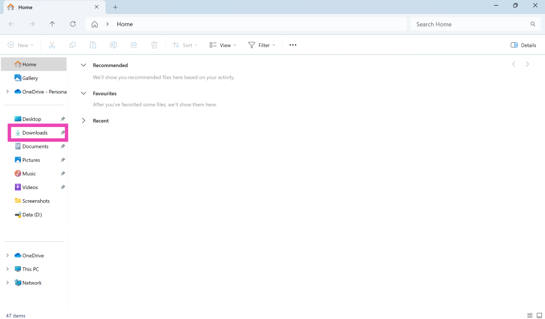 Step 2: Right-click the Downloads folder on the sidebar and select Properties.