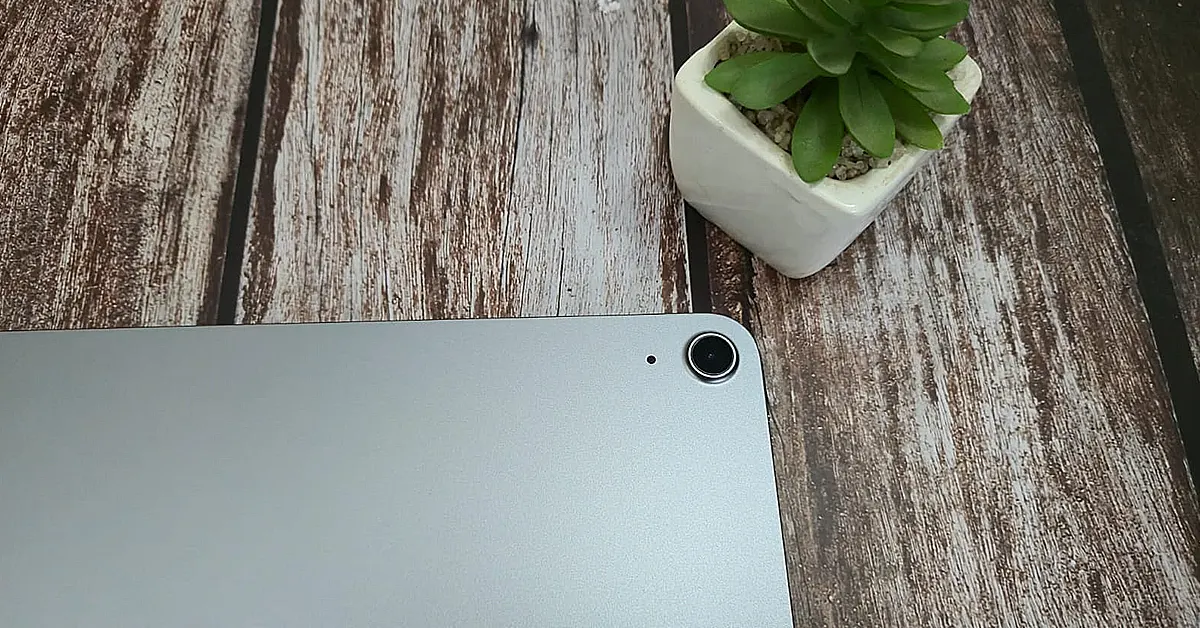 Apple iPad Air M3 Review camera
