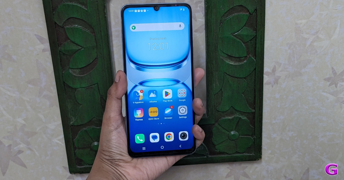 iQoo Z10 Lite Review: Design and Display