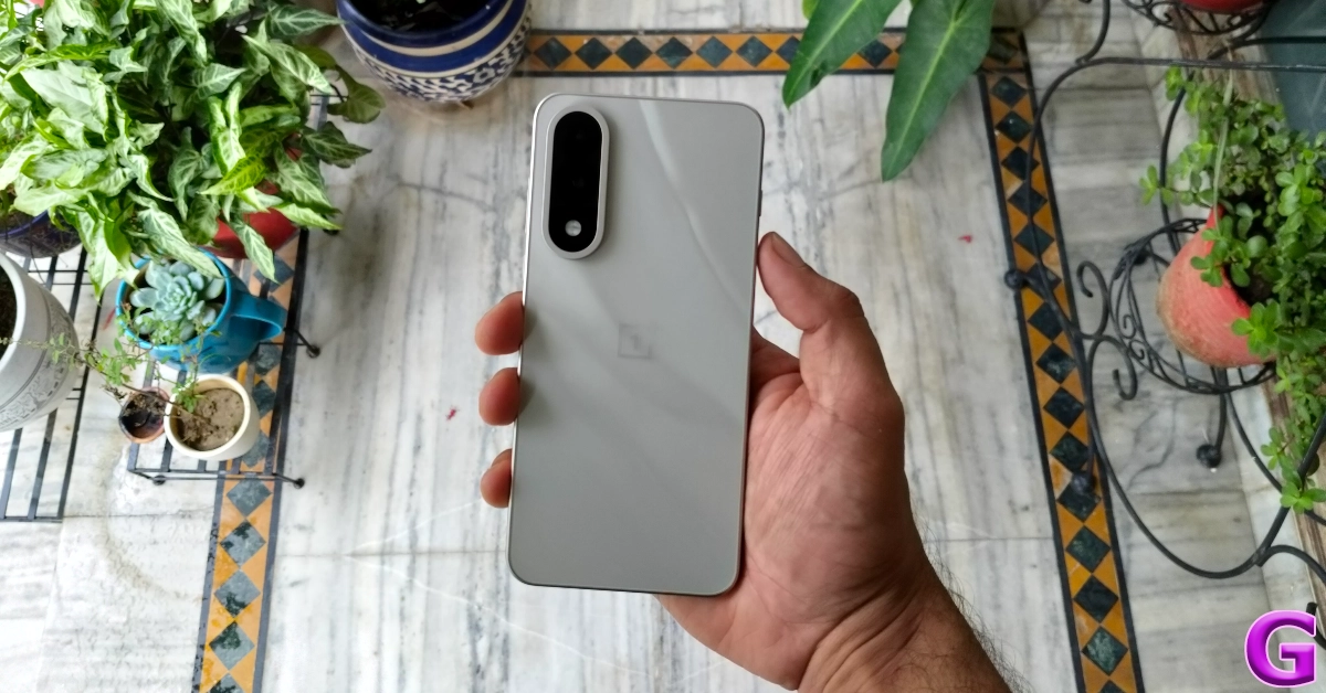 OnePlus Nord 5 Review: Design and Display