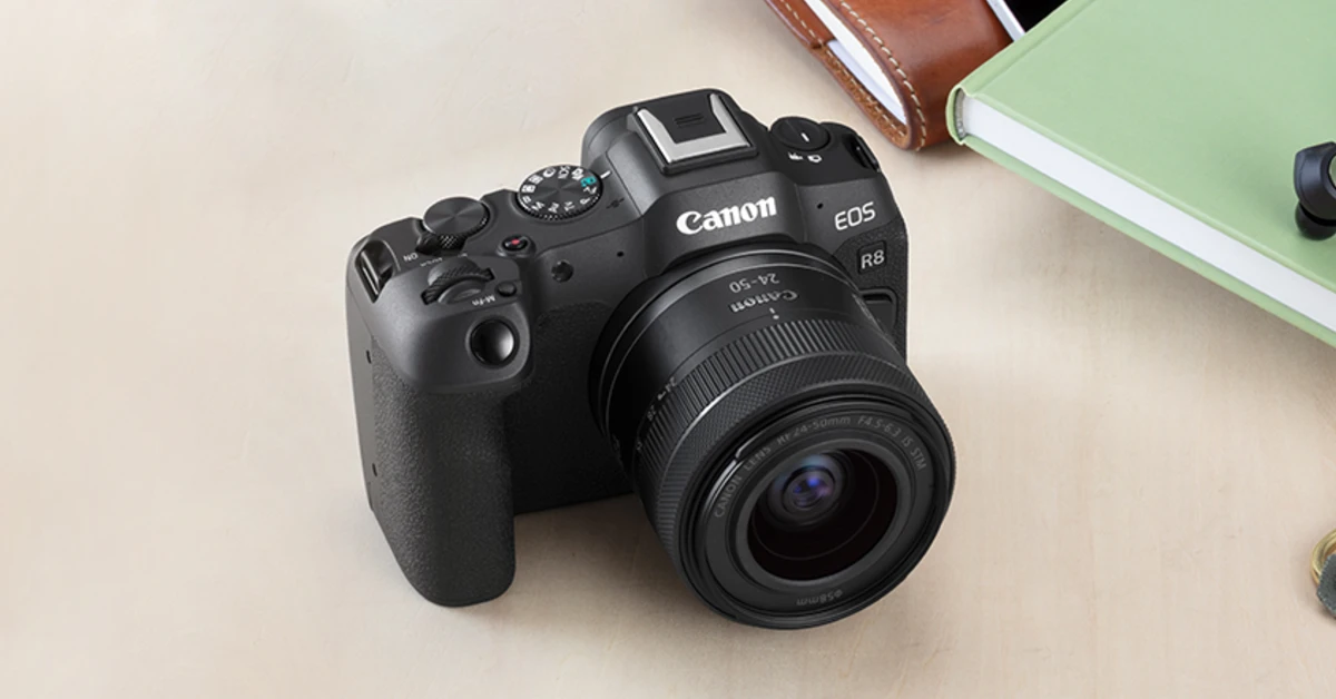 Canon EOS R8