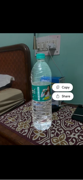 Step 3: Long-press the subject in the image.