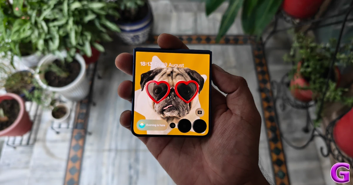 Samsung Galaxy Z Flip7 Review: Design and Display