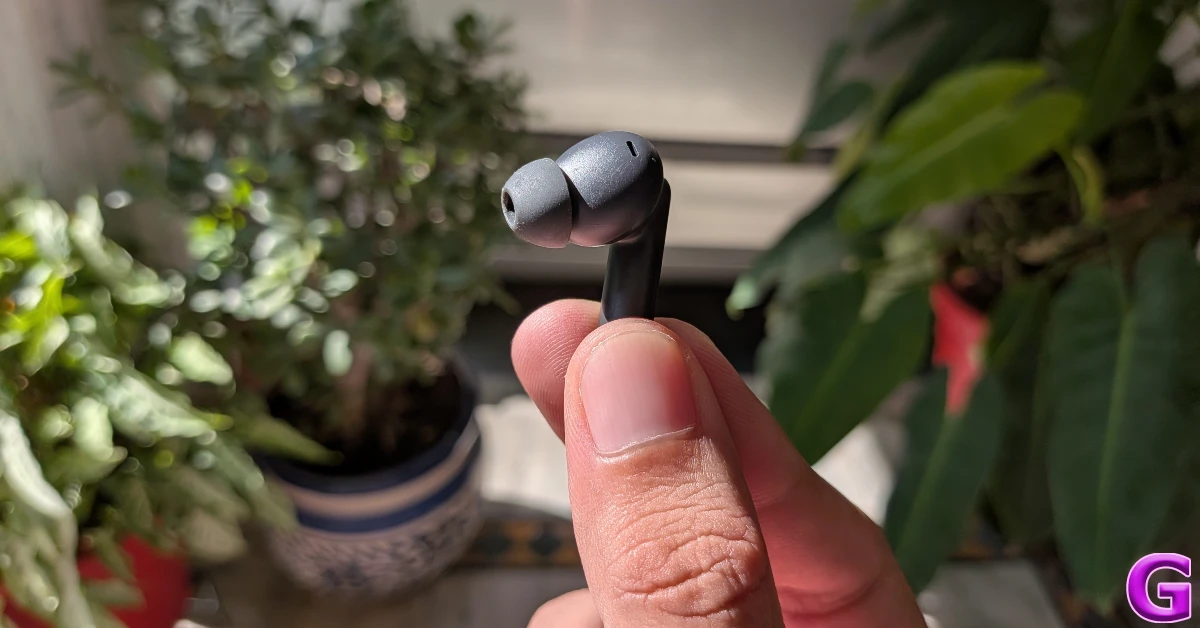 Oppo Enco Buds3 Pro Review: Design