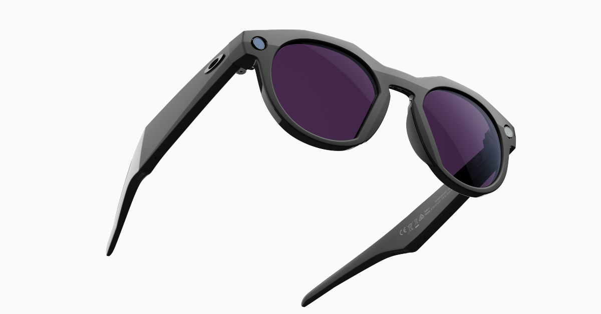 Oakley Meta AI Glasses launched in India