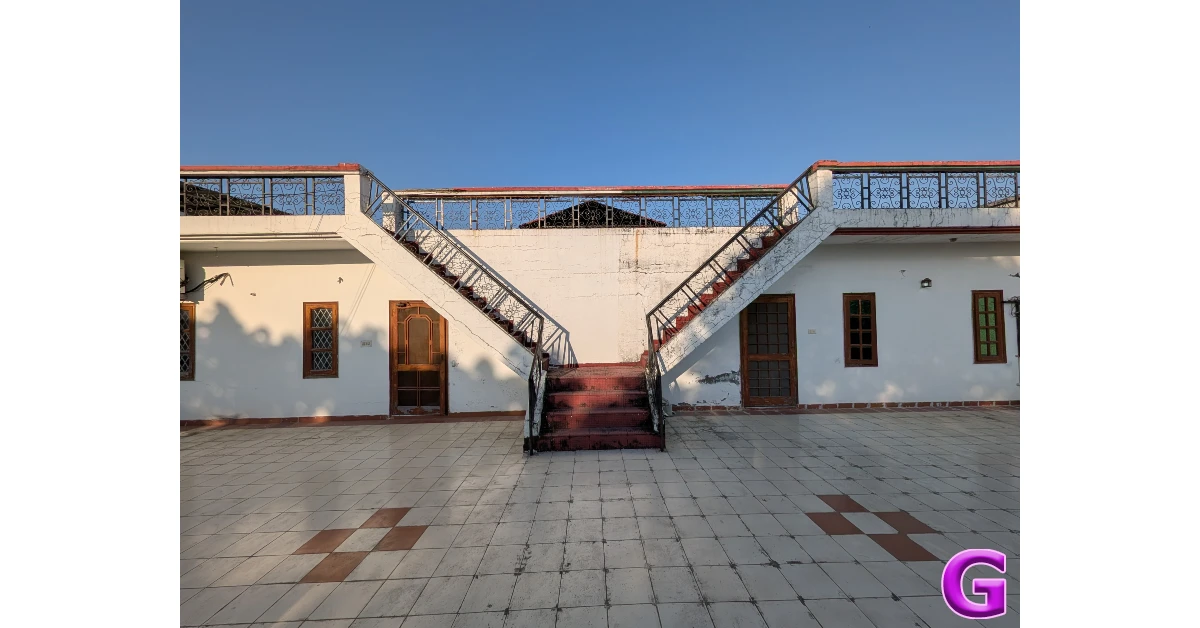 ultrawide Google Pixel 10 Pro Fold Review: A new approach to a familiar design