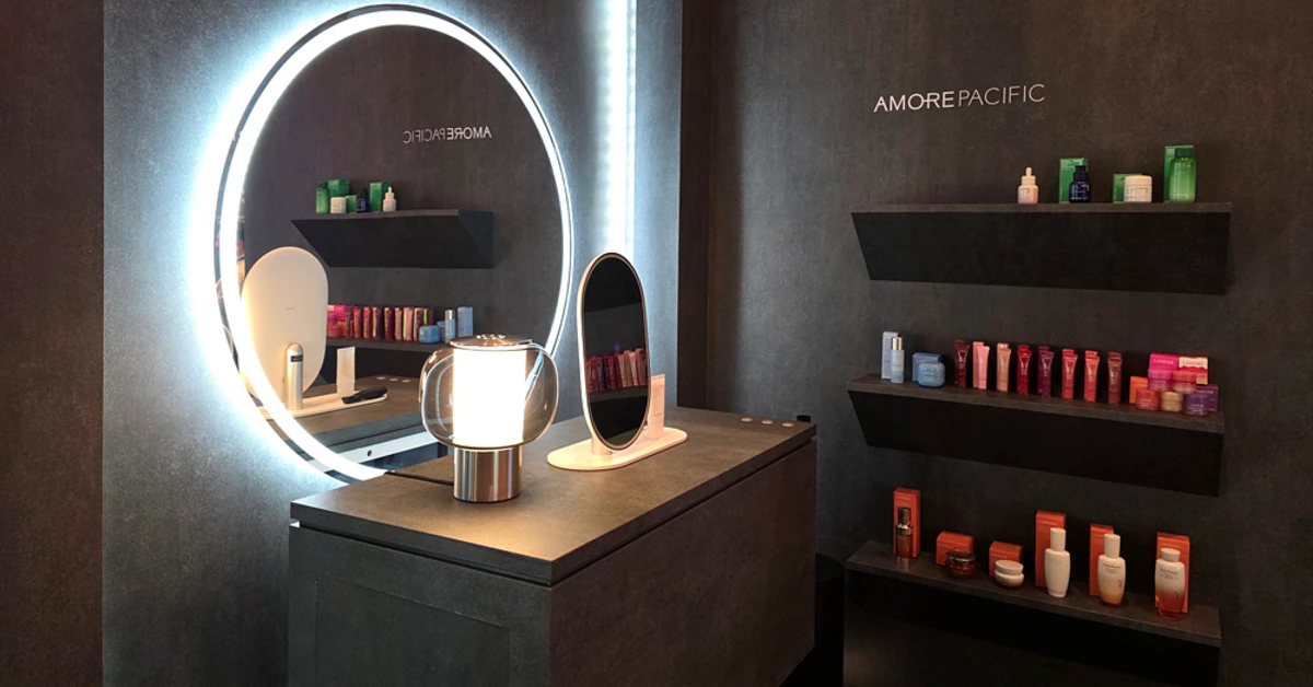 Samsung AI Beauty Mirror