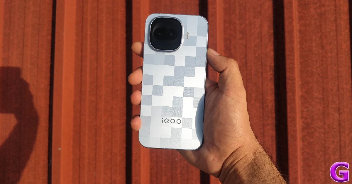 iQOO 15R Review: Design and Display