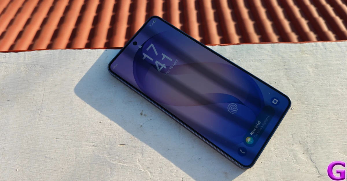 Samsung Galaxy S26 Review: Performance and Cameras