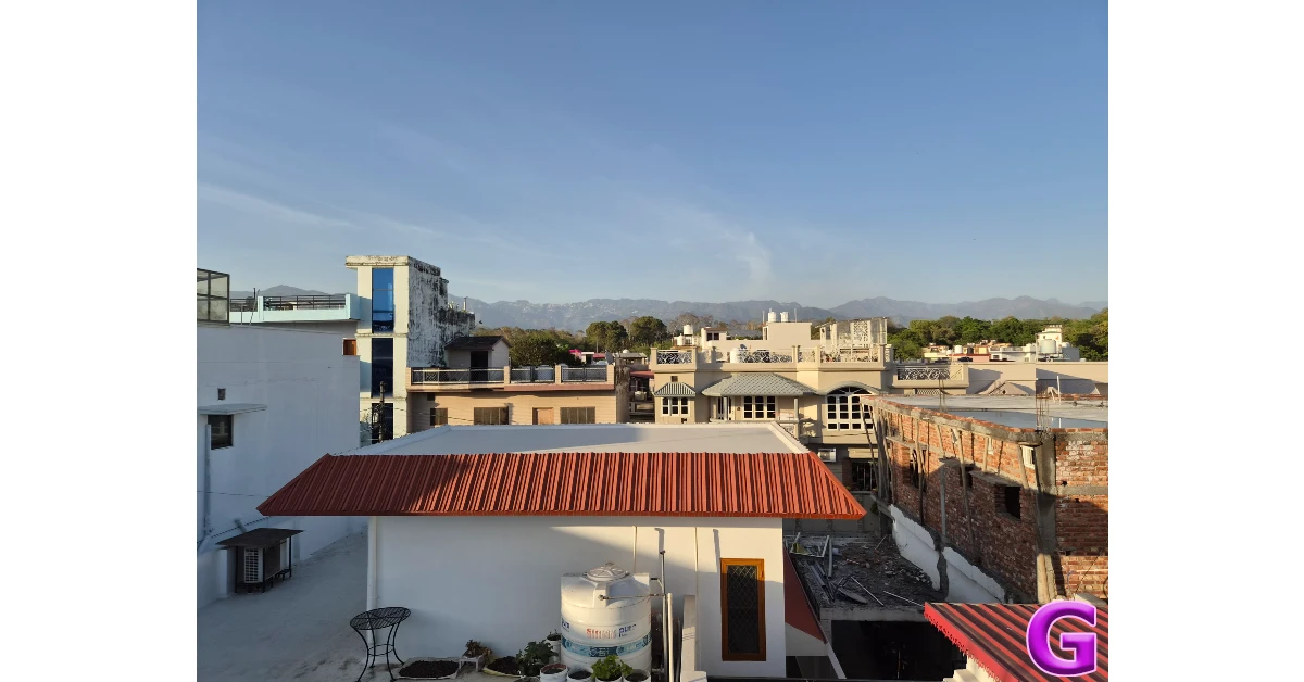 Samsung Galaxy S26 Review: Performance and Cameras