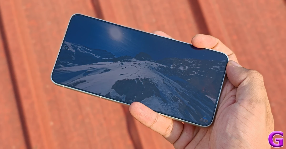 Vivo X300 Ultra Review: Design and Display