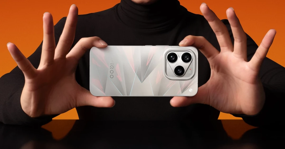 iQOO 16 Upcoming Smartphones in October 2026